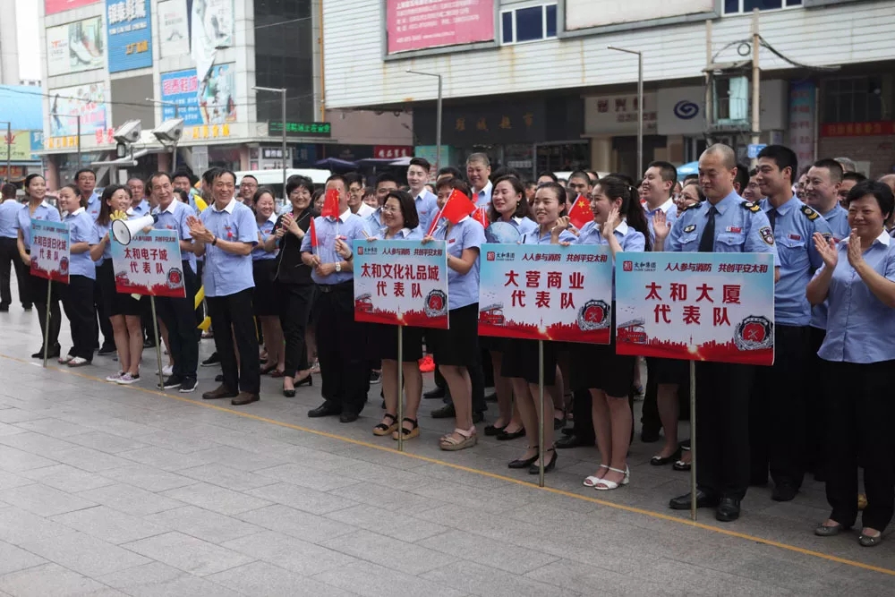 C:\Documents and Settings\Administrator\桌面\1.webp.jpg C:\Documents and Settings\Administrator\桌面\1.webp.jpg